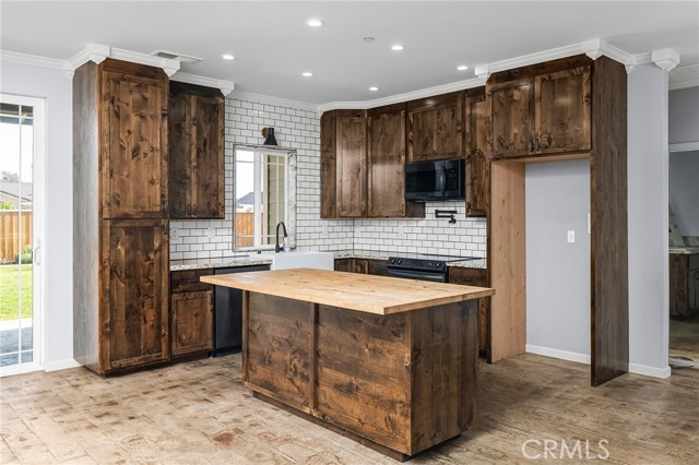 Detail Gallery Image 10 of 58 For 930 Kinder Cir, Orland,  CA 95963 - 3 Beds | 2 Baths