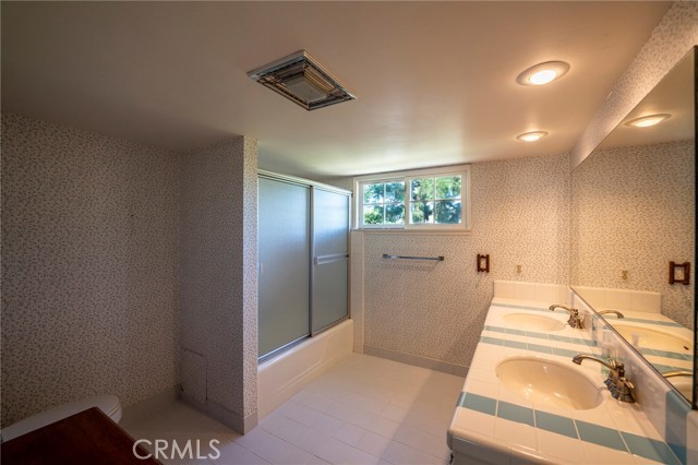 upstairs bathroom