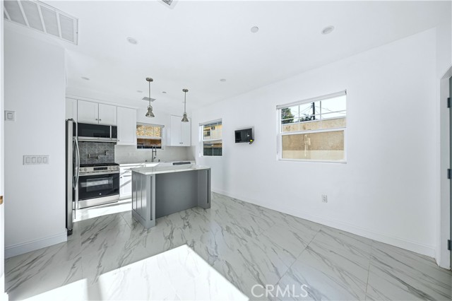 Detail Gallery Image 16 of 57 For 10538 La Reina, Downey,  CA 90241 - – Beds | – Baths