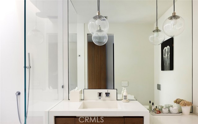 Detail Gallery Image 25 of 36 For 624 Ramona, Corona Del Mar,  CA 92625 - 4 Beds | 3/1 Baths