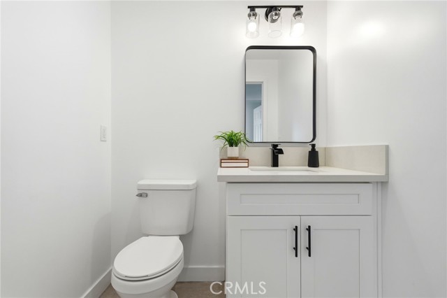 Detail Gallery Image 55 of 74 For 2140 N Rose St, Burbank,  CA 91505 - 5 Beds | 3/1 Baths