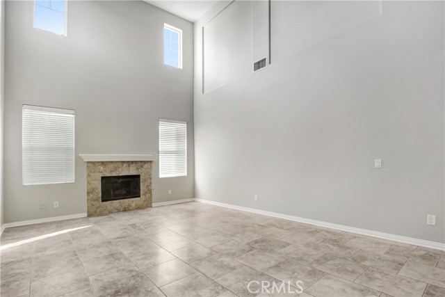 Image 4 of 44 For 32373 Whispering Willow Drive