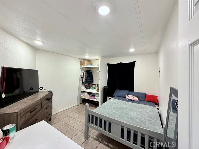 Detail Gallery Image 17 of 37 For 1855 Riverside, Ontario,  CA 91761 - 3 Beds | 2 Baths