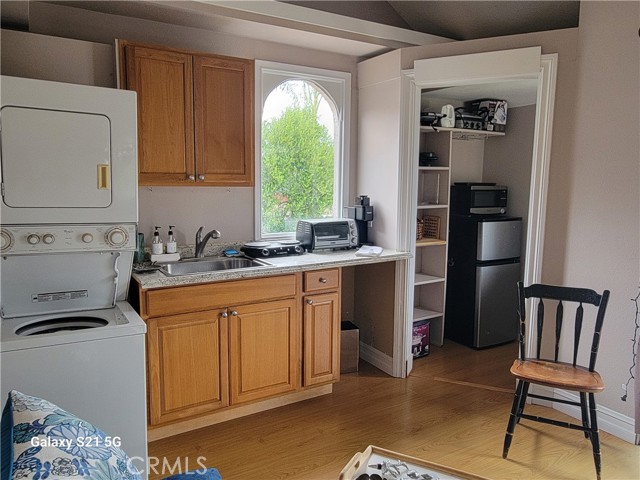 21171 B Lochlea Lane, Huntington Beach CA: https://media.crmls.org/medias/4fb99568-a83a-4dc0-8cc5-72505c31b1ea.jpg