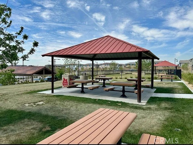 Detail Gallery Image 22 of 22 For 5261 Aster Way #3,  Fontana,  CA 92336 - 4 Beds | 3 Baths