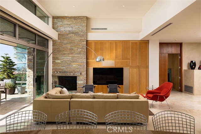 Detail Gallery Image 19 of 42 For 9 Jade, Corona Del Mar,  CA 92625 - 5 Beds | 4/1 Baths