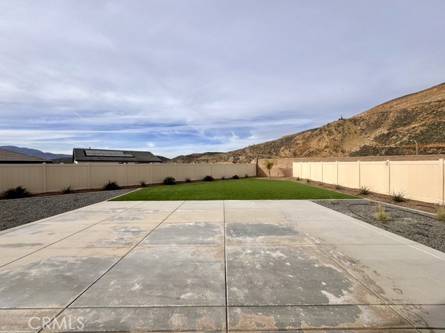 Detail Gallery Image 37 of 44 For 19401 Brush Creek Ave, Lake Elsinore,  CA 92532 - 4 Beds | 3 Baths