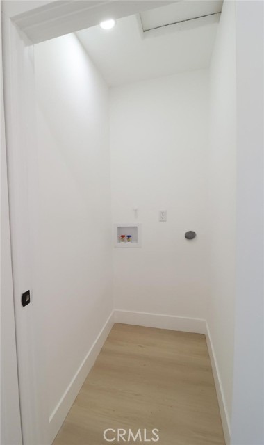 Detail Gallery Image 20 of 52 For 1040 S Grevillea Ave, Inglewood,  CA 90301 - 2 Beds | 2 Baths