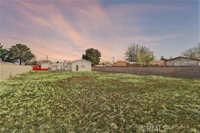 Detail Gallery Image 16 of 24 For 1202 W Lancaster Bld, Lancaster,  CA 93534 - 3 Beds | 2 Baths