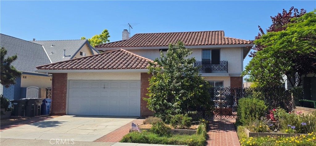 5201 La Luna Drive