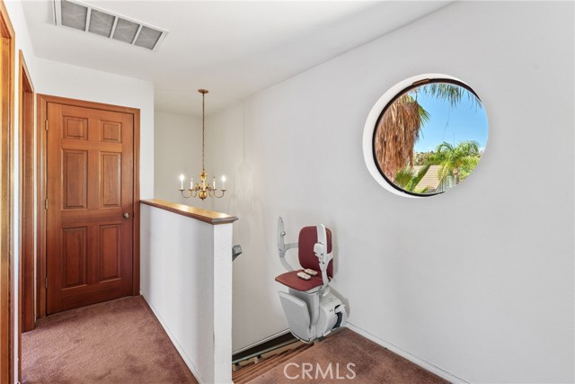 21998 Strawberry Lane, Canyon Lake CA: https://media.crmls.org/medias/4fc0ad7c-fe38-4e0d-96a0-3bc702d10217.jpg