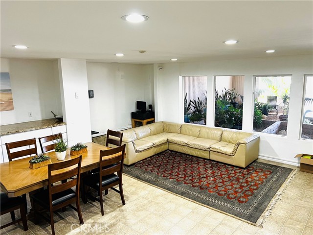 Detail Gallery Image 34 of 37 For 700 Esplanade #21,  Redondo Beach,  CA 90277 - 2 Beds | 2 Baths