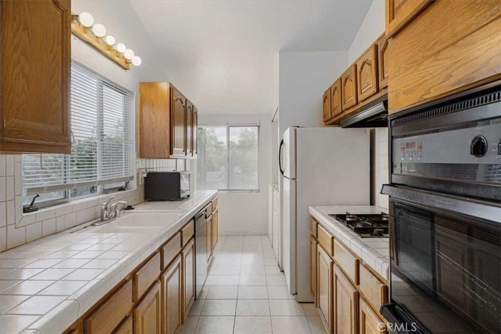 MLS #SR25265604 image #6