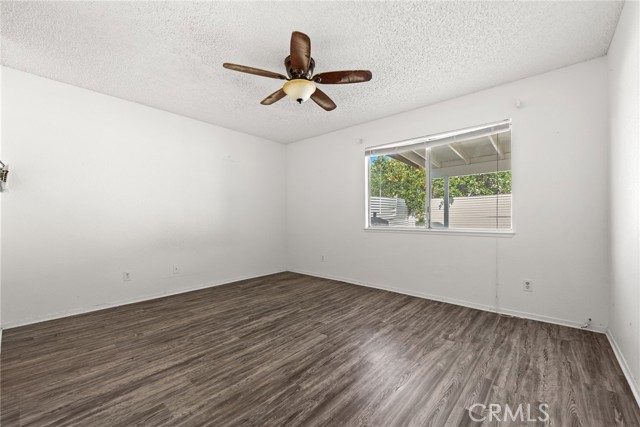 Detail Gallery Image 14 of 26 For 786 Zephyr, Hemet,  CA 92543 - 2 Beds | 2 Baths