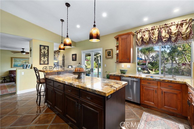 Detail Gallery Image 22 of 75 For 5376 Edgewood Dr, La Verne,  CA 91750 - 4 Beds | 3 Baths