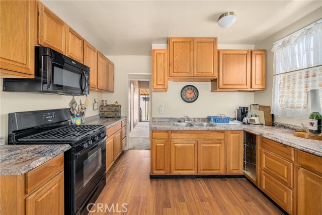 Detail Gallery Image 19 of 35 For 2553 E 219th Pl, Carson,  CA 90810 - 2 Beds | 1 Baths