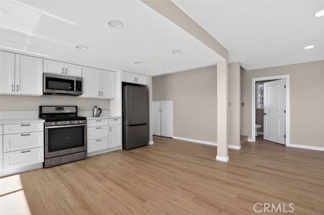 Detail Gallery Image 8 of 30 For 30420 Starland Dr, Tehachapi,  CA 93561 - 3 Beds | 4 Baths