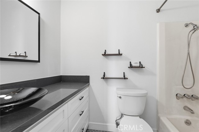 Detail Gallery Image 16 of 27 For 1422 Rock Glen #309,  Glendale,  CA 91205 - 2 Beds | 2 Baths