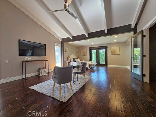 940 N Silent Ranch Drive, Glendora CA: https://media.crmls.org/medias/4fc4d1bd-5179-4aa4-aae9-bb908fd9a873.jpg