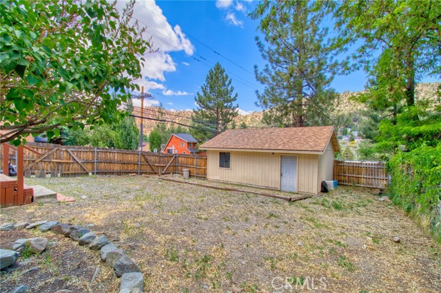 Detail Gallery Image 32 of 51 For 1131 Apple, Wrightwood,  CA 92397 - 2 Beds | 1 Baths