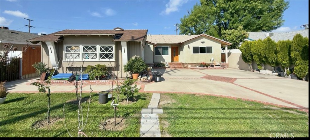 5921 NW Fallbrook Avenue