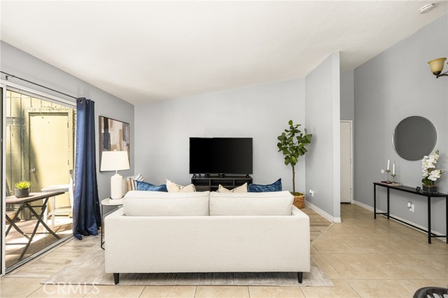 Detail Gallery Image 14 of 39 For 2564 Avenida Del #P201,  Corona,  CA 92882 - 2 Beds | 2 Baths