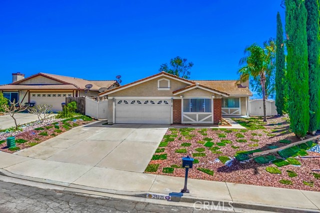 Detail Gallery Image 2 of 26 For 24825 Freedom Ct, Moreno Valley,  CA 92557 - 3 Beds | 2 Baths