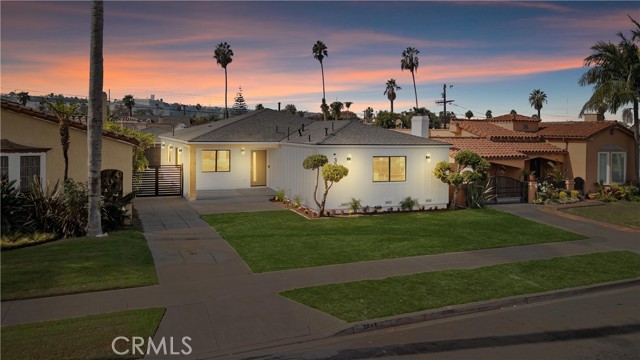 3945 S Norton Avenue, Los Angeles CA: https://media.crmls.org/medias/4fc626e1-8274-43fa-be90-f23b9efb219c.jpg