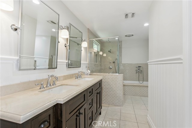 13220 Otsego Street, Sherman Oaks CA: https://media.crmls.org/medias/4fc6f244-718f-4606-963b-383de1404280.jpg
