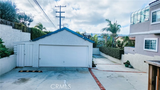 1034 Avenue A, Redondo Beach, California 90277, 2 Bedrooms Bedrooms, ,1 BathroomBathrooms,Residential,Sold,Avenue A,PV24028520