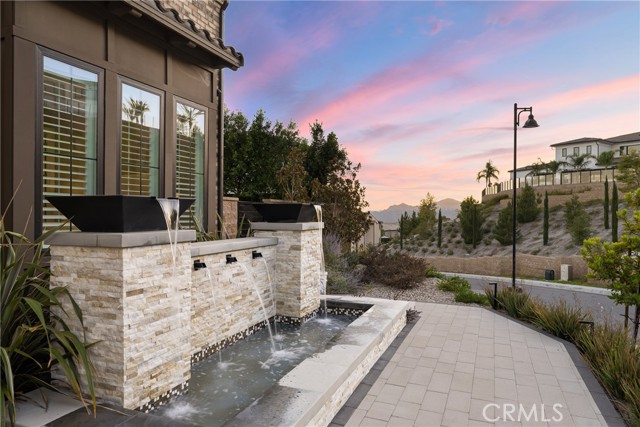 Detail Gallery Image 7 of 70 For 20436 W Liverpool Way, Porter Ranch,  CA 91326 - 4 Beds | 4/1 Baths