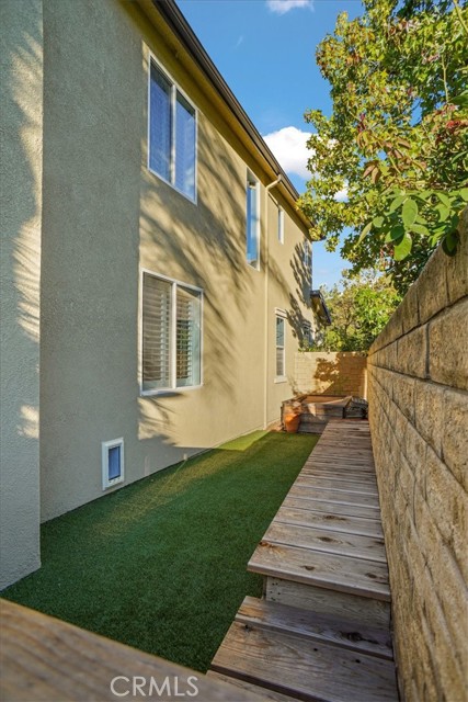 Detail Gallery Image 38 of 43 For 28211 Lorita Ln, Saugus,  CA 91350 - 5 Beds | 2/1 Baths