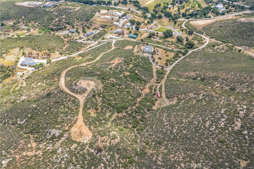 https://media.crmls.org/medias/4fc88185-e532-40f2-9cc2-1771f619433a.jpg?preset=X-Large