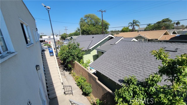 2415 E 7th Street, Long Beach CA: https://media.crmls.org/medias/4fc953d3-4859-4315-9675-3a88fdd54628.jpg