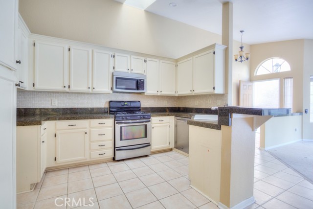 Detail Gallery Image 14 of 32 For 11148 Taylor Ct, Rancho Cucamonga,  CA 91701 - 3 Beds | 2 Baths