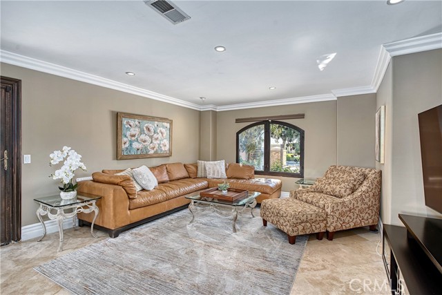 Detail Gallery Image 18 of 38 For 23207 Park Esperanza, Calabasas,  CA 91302 - 5 Beds | 4/1 Baths