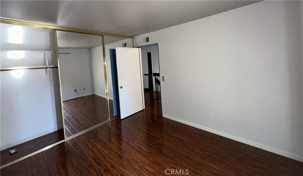 https://media.crmls.org/medias/4fcaf8f8-24d6-42f3-9675-a7edc1a61ba6.jpg?preset=X-Large