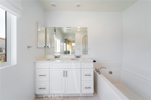 Detail Gallery Image 31 of 55 For 30543 Silky Lupine, Murrieta,  CA 92563 - 5 Beds | 3 Baths