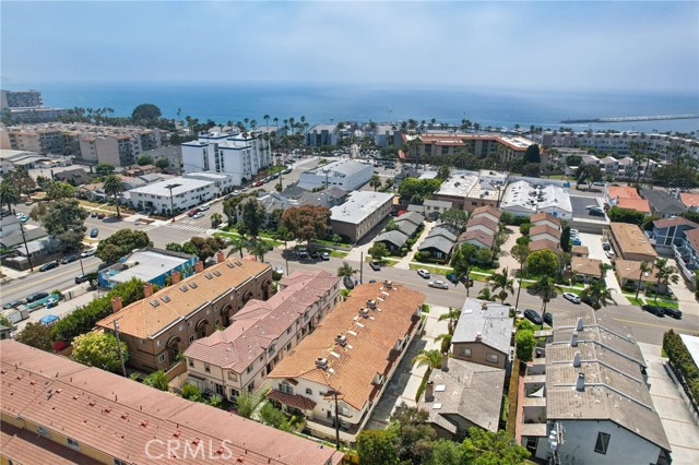 128 Broadway, Redondo Beach, California 90277, 3 Bedrooms Bedrooms, ,3 BathroomsBathrooms,Residential,For Sale,Broadway,SB24138911