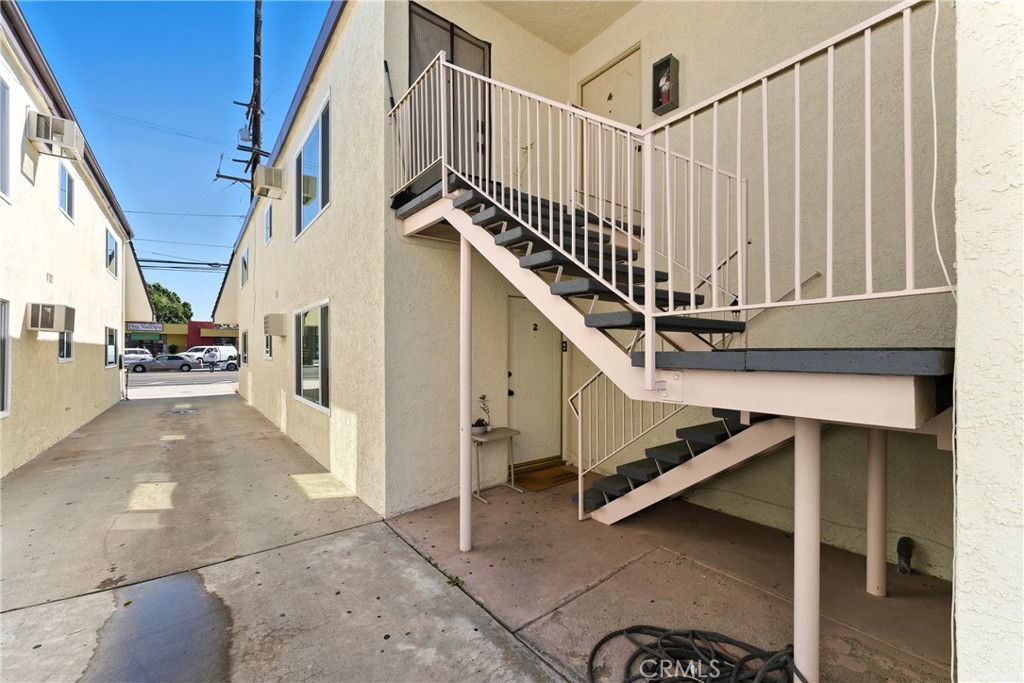 MLS #DW25241563 image #6