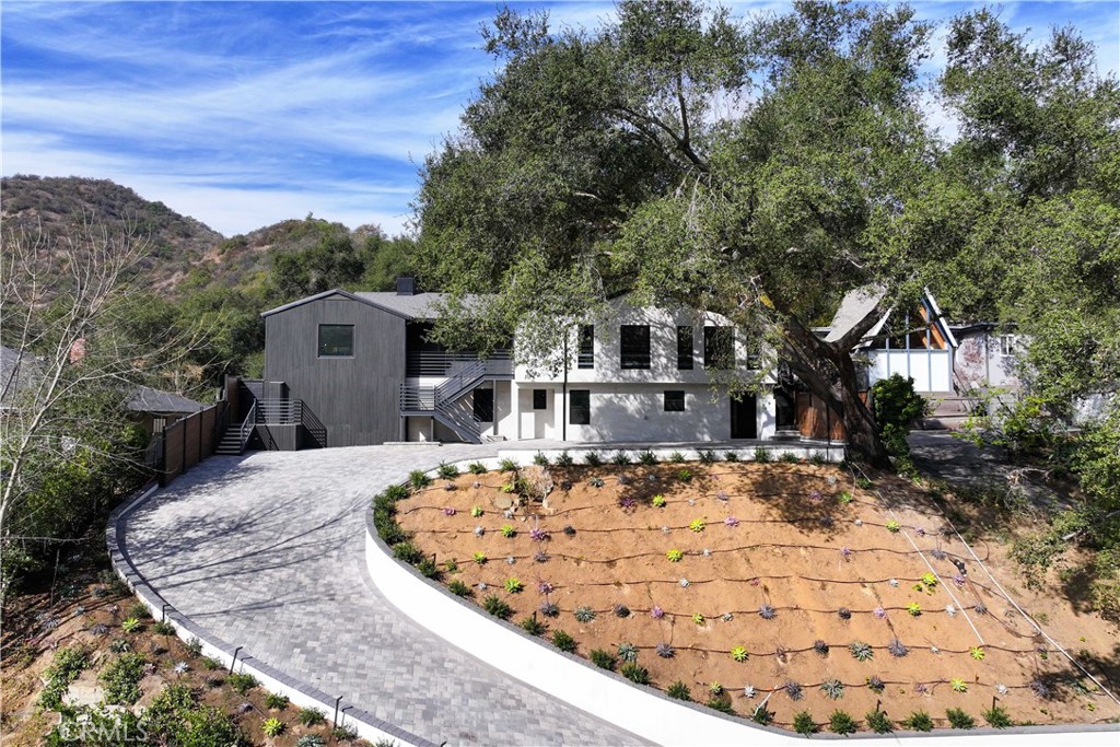 2911 E Chevy Chase DriveGlendale img 58