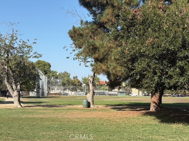 Detail Gallery Image 18 of 20 For 14414 Addison St #18,  Sherman Oaks,  CA 91423 - 2 Beds | 2 Baths