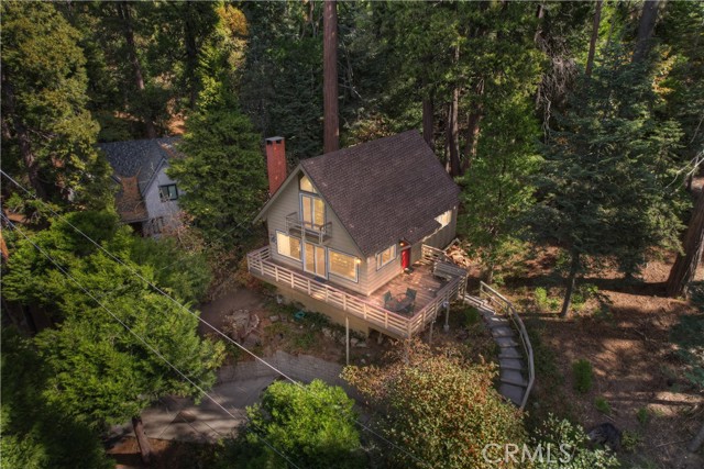 Detail Gallery Image 1 of 49 For 225 Fremont Rd, Lake Arrowhead,  CA 92352 - 3 Beds | 2 Baths