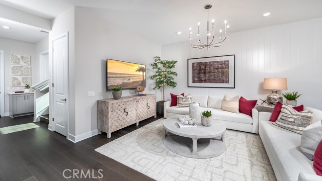 Detail Gallery Image 5 of 12 For 95 Interval, Irvine,  CA 92618 - 4 Beds | 3 Baths