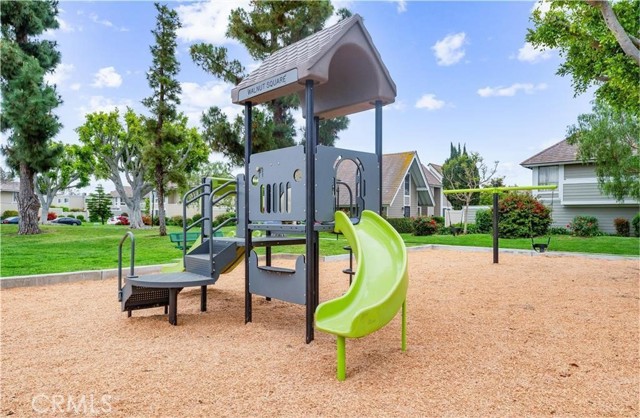 54 Kazan Street, Irvine CA: https://media.crmls.org/medias/4fcf83f7-676d-4d7e-9057-177c7031abb4.jpg