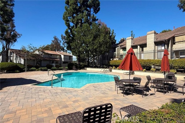 26615 Guadiana, Mission Viejo CA: https://media.crmls.org/medias/4fd0ad48-e255-4f2b-9d79-f3d9af5dbbd8.jpg