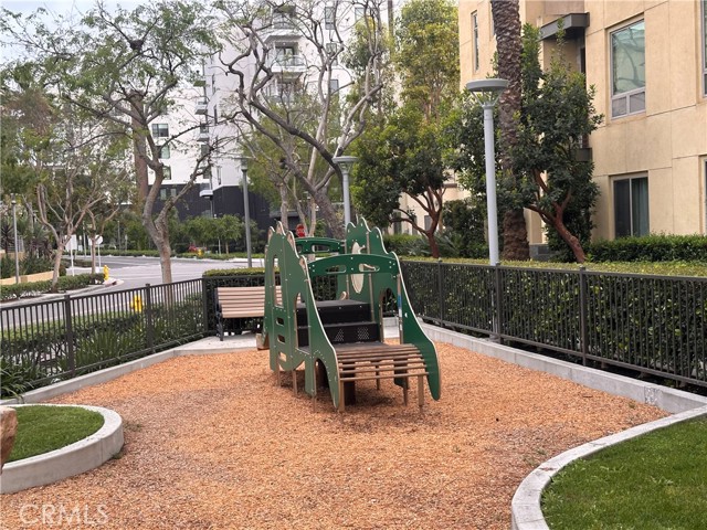 Detail Gallery Image 49 of 69 For 27 Soho, Irvine,  CA 92612 - 3 Beds | 3 Baths