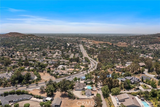 Detail Gallery Image 14 of 68 For 7603 E Santiago Canyon Rd, Orange,  CA 92869 - 4 Beds | 2/1 Baths