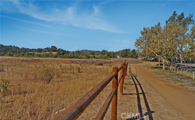 8237 E Flowerwood Avenue, Orange CA: https://media.crmls.org/medias/4fd18c62-f600-4f37-b9bf-53c39e609a58.jpg