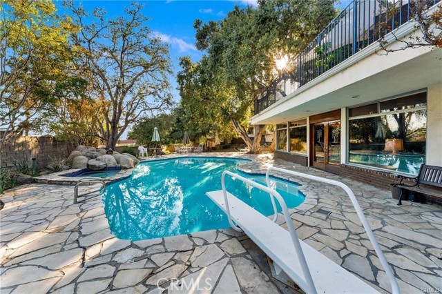 Detail Gallery Image 60 of 73 For 1146 Sandhurst Ln, La Verne,  CA 91750 - 6 Beds | 4 Baths